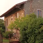 Holiday home A Lovely House In Valley *