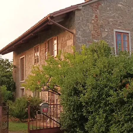 Prázdninový dům A Lovely House In Valley *