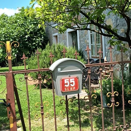 A Lovely House In Valley Σπίτι διακοπών Vipava