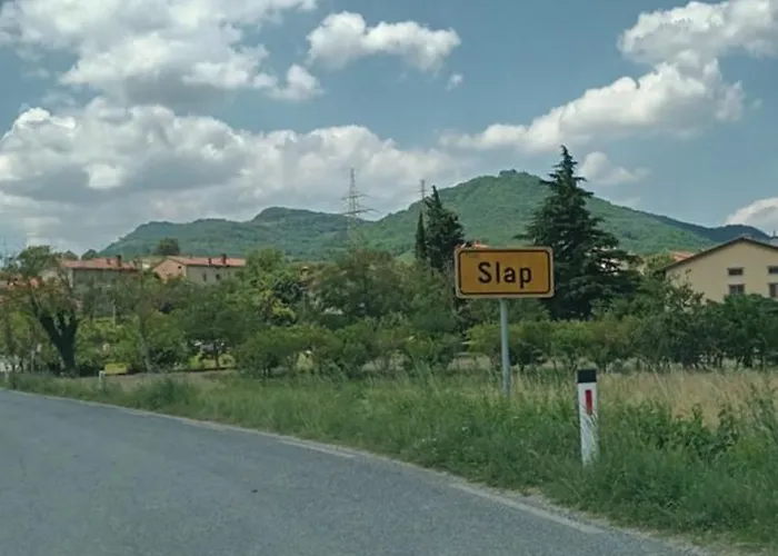 A Lovely House In Valley Tatil Evi *