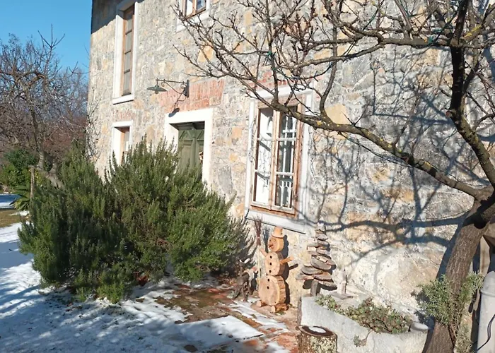 A Lovely House In Valley Tatil Evi